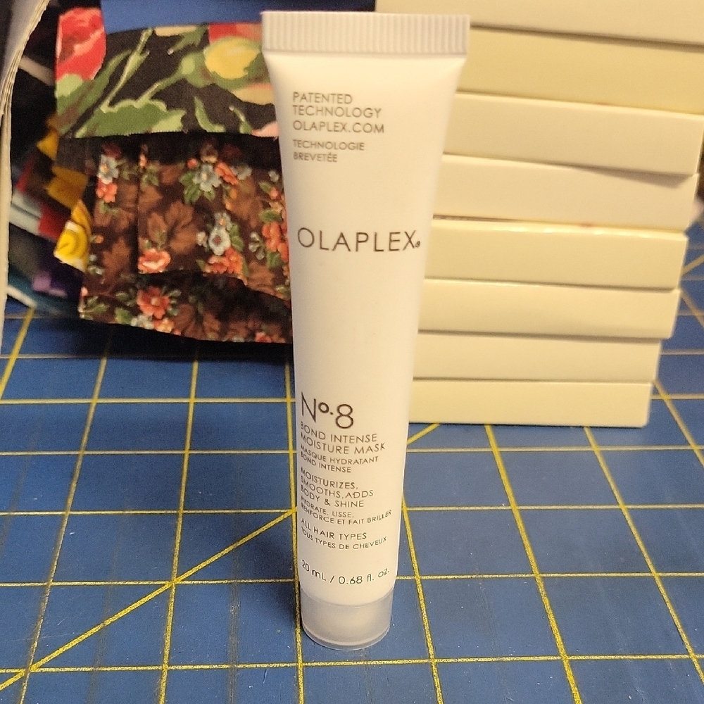 OLAPLEX No. 8 Moisture Mask in New Sealed Tube 20ml